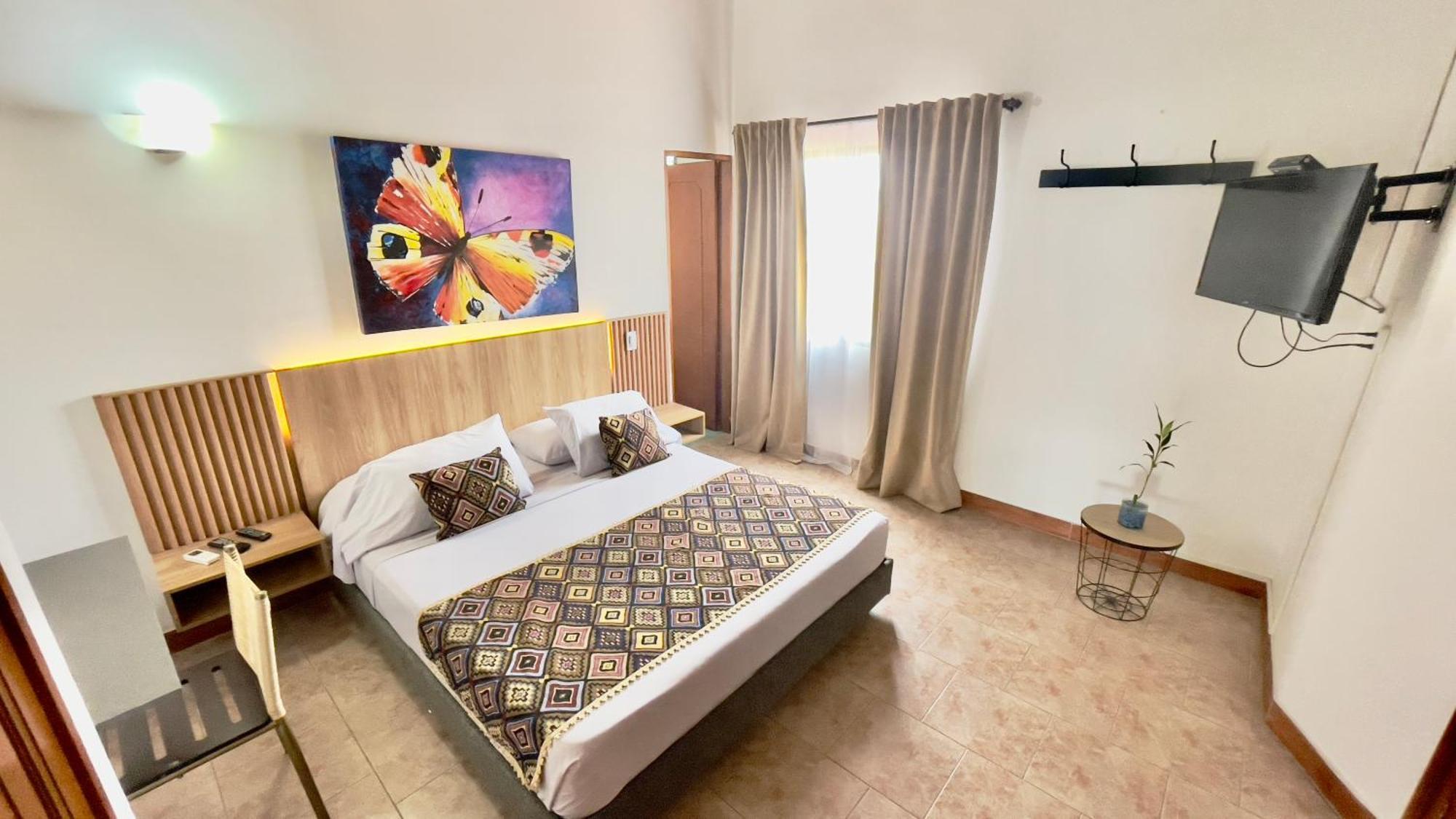 Loto Del Viento Hotel Cartago Ngoại thất bức ảnh
